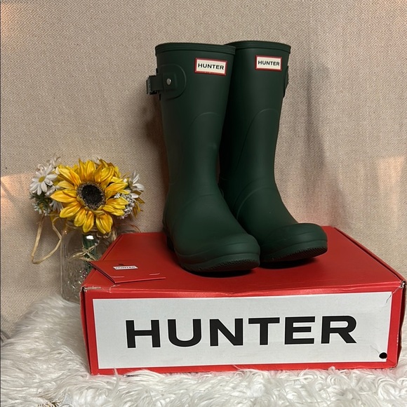 Hunter Shoes - Hunter Green Winter & Rain Boots